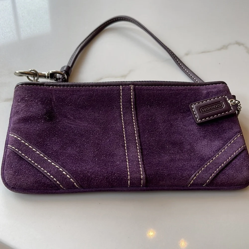 Coach wristlet - Picture 3 of 4
